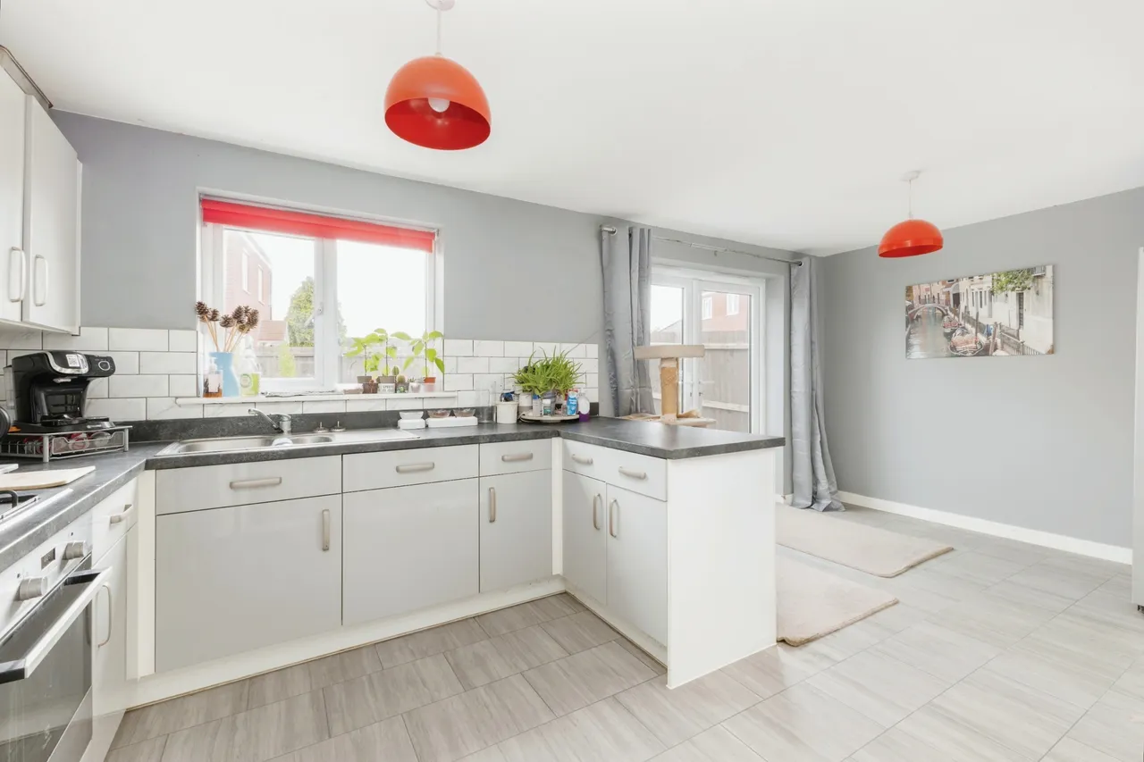 Harrier Way, Diss, Norfolk, IP22, photo 3