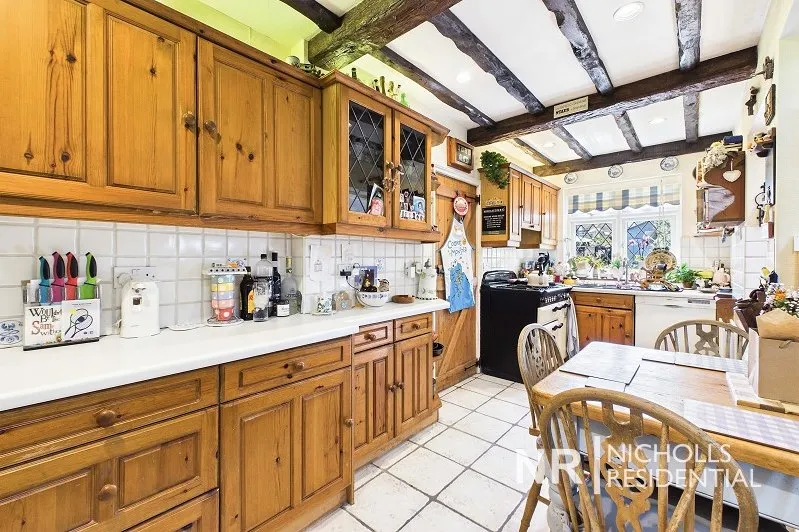 Elm Road, Chessington, KT9, photo 5