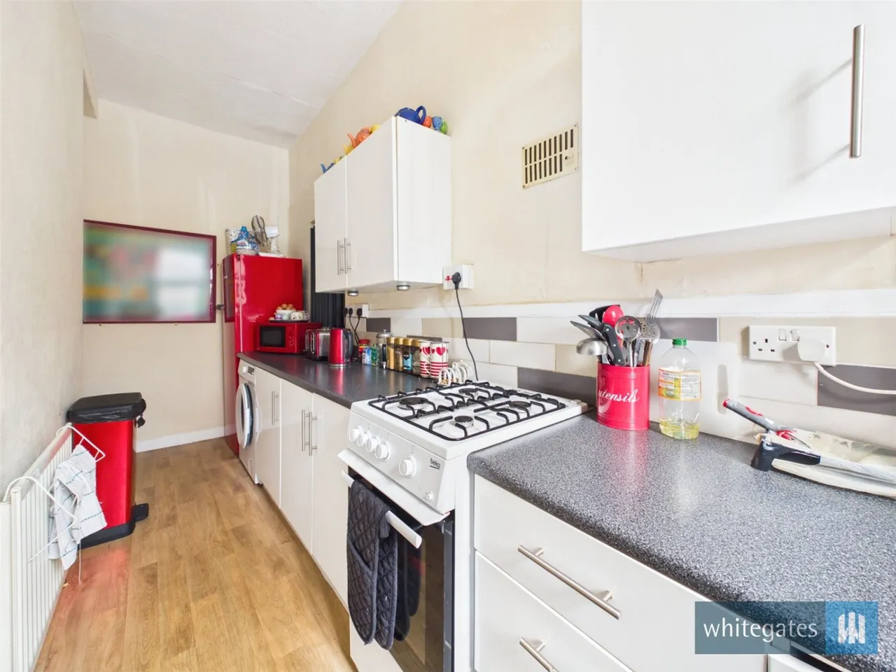 Halstead Place, Bradford, BD7, photo 5