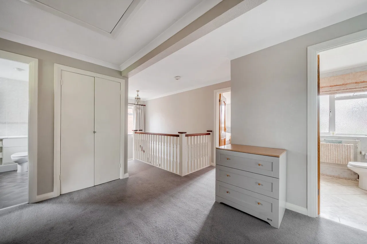 Stambourne Way, BR4, photo 13