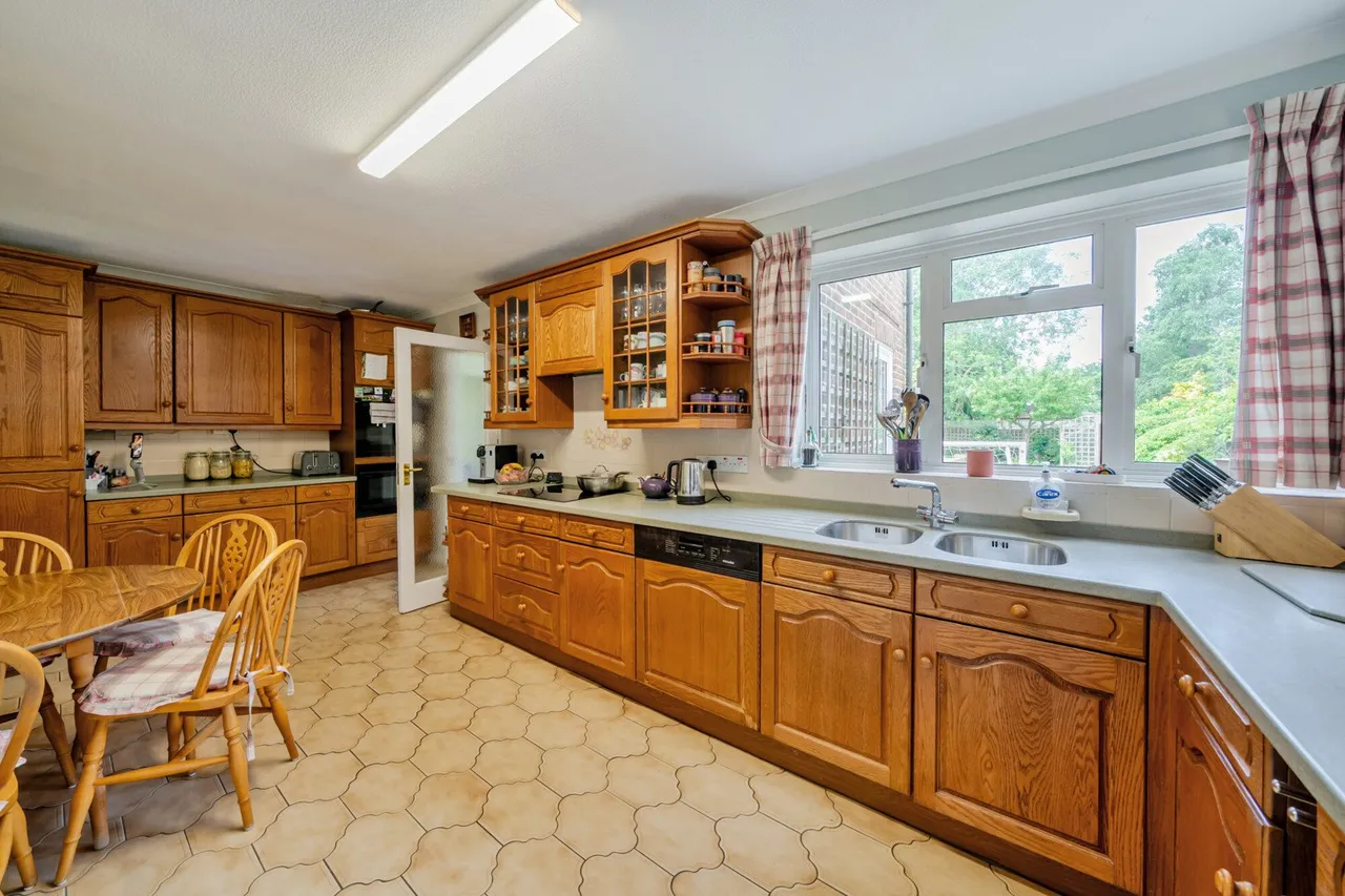 Stambourne Way, BR4, photo 4