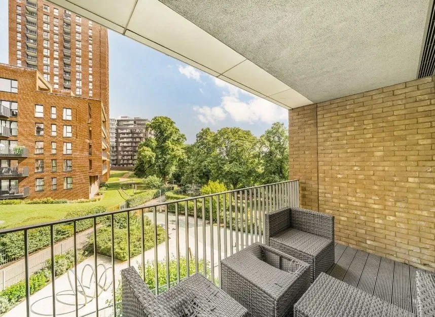 Moorhen Drive, West Hendon, NW9, photo 5