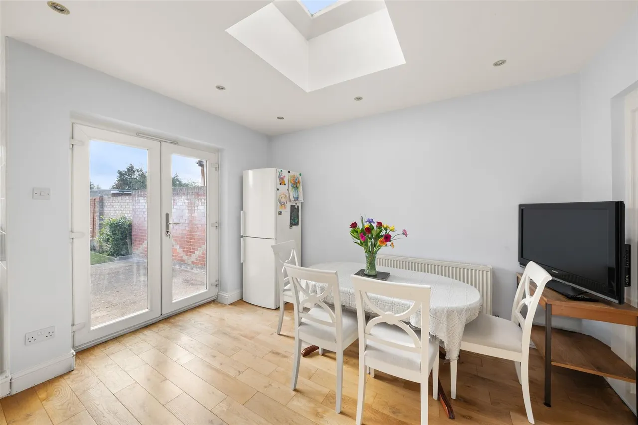 Clairvale Road, Hounslow, photo 4