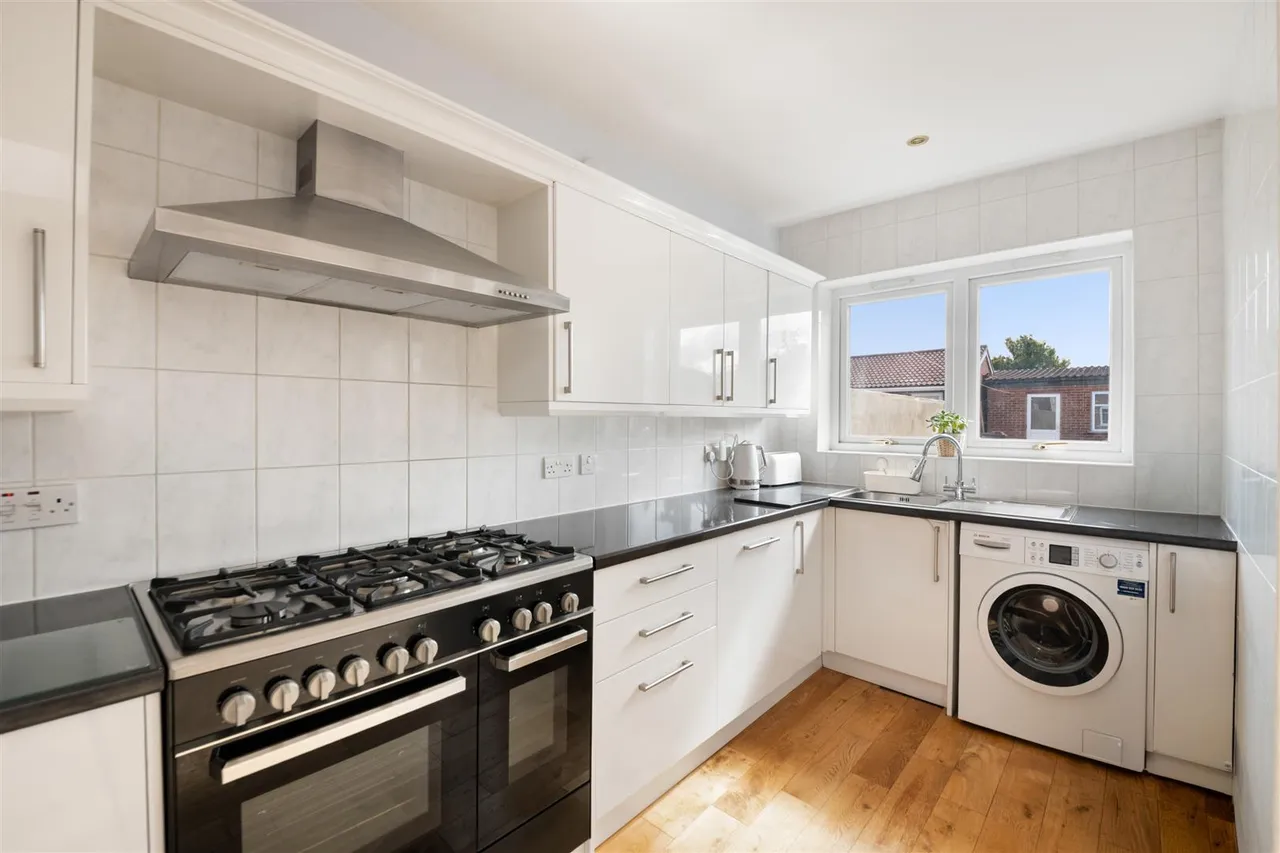 Clairvale Road, Hounslow, photo 6