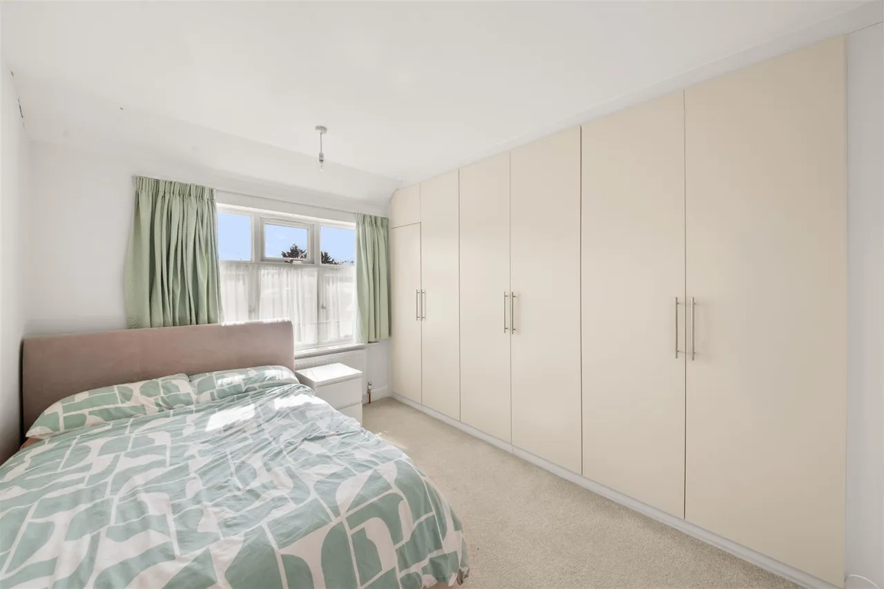 Clairvale Road, Hounslow, photo 11