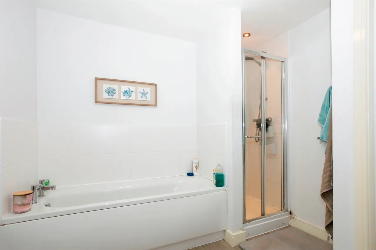 Hawksbill Way, Peterborough, photo 10