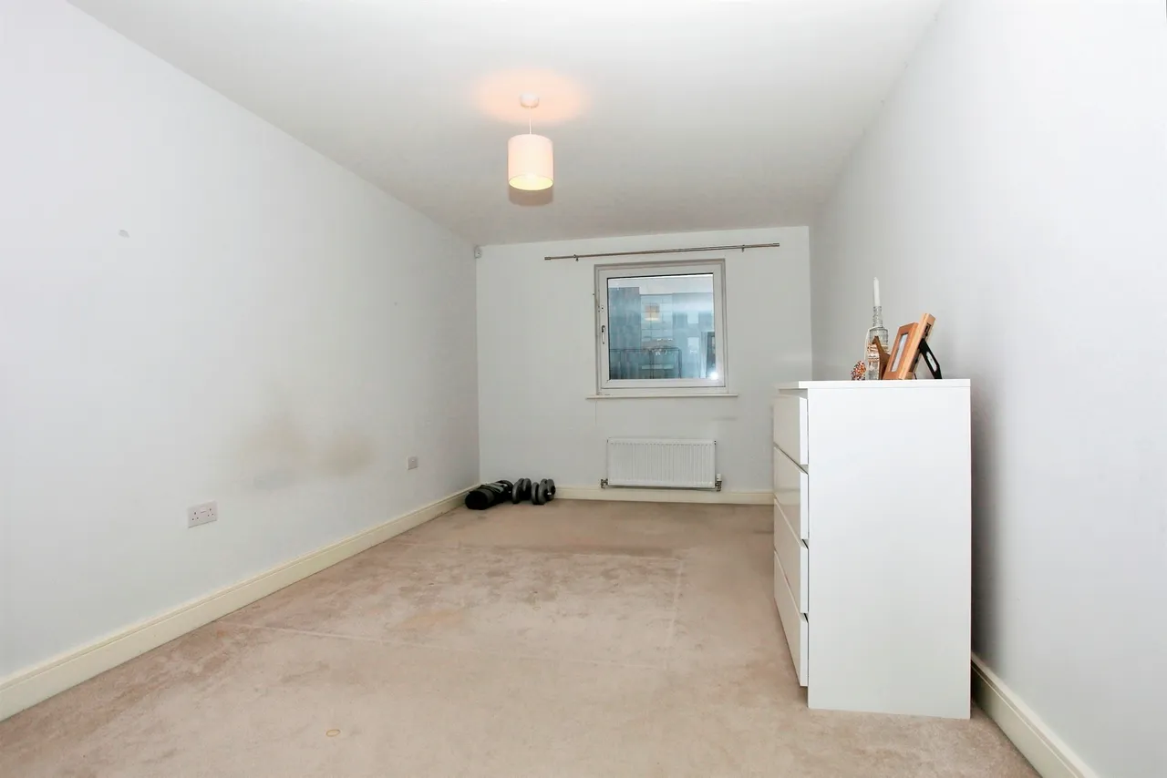 Hawksbill Way, Peterborough, photo 12