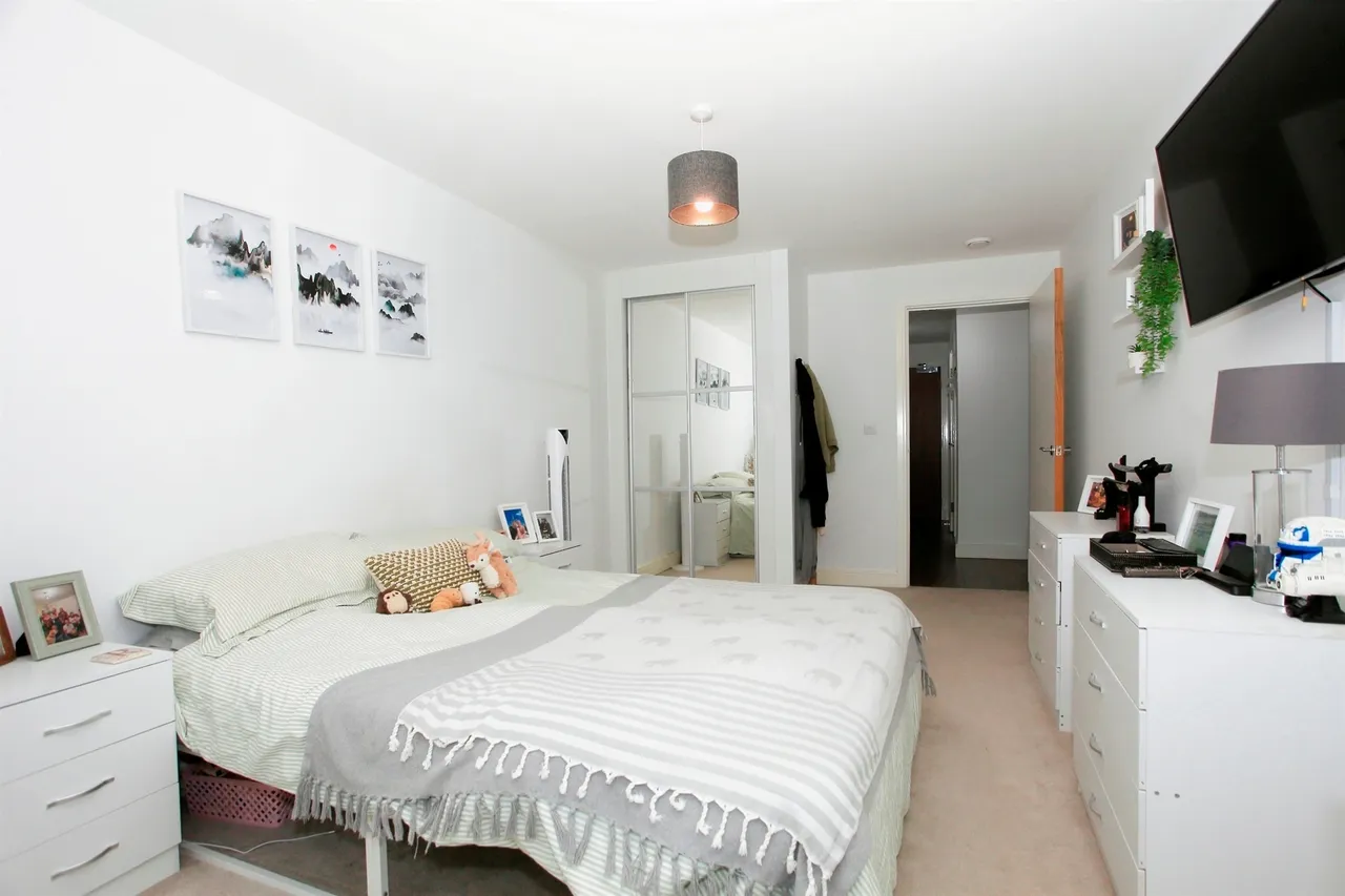 Hawksbill Way, Peterborough, photo 8
