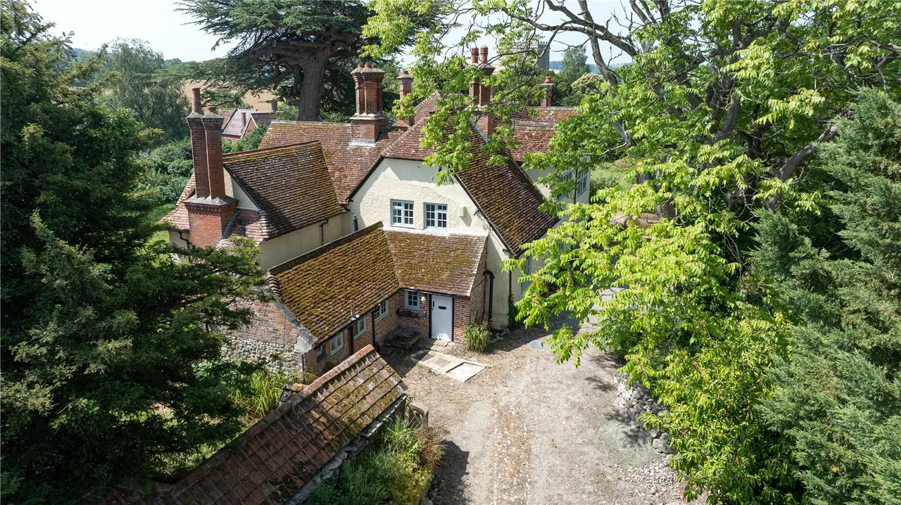 Parsonage Lane, Market Lavington, SN10, photo 3