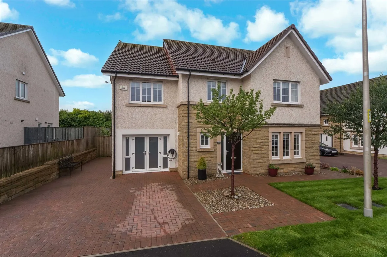 5 bed house for sale — Cavendish Avenue, Cumbernauld, Glasgow, North Lanarkshire, G68