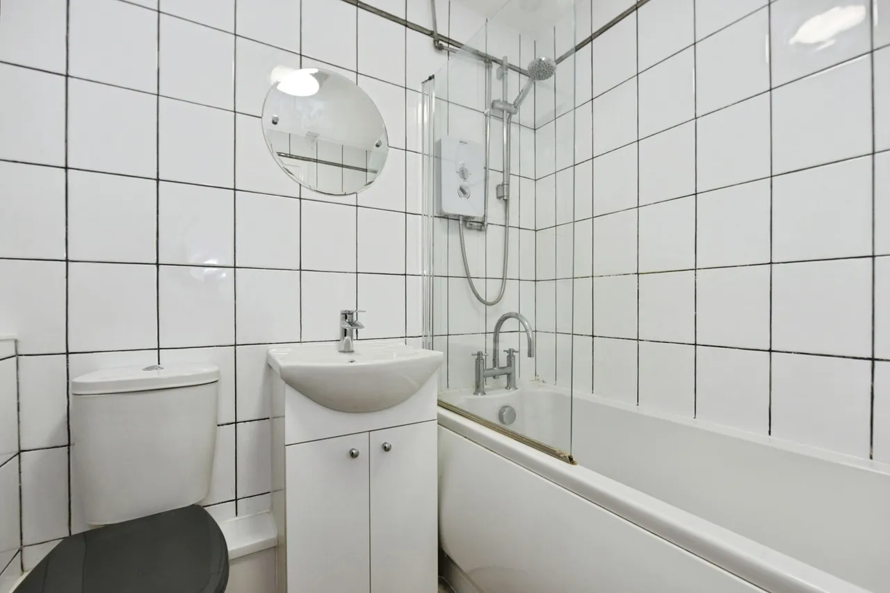 Badger Place, Sheffield, South Yorkshire, S13, photo 5