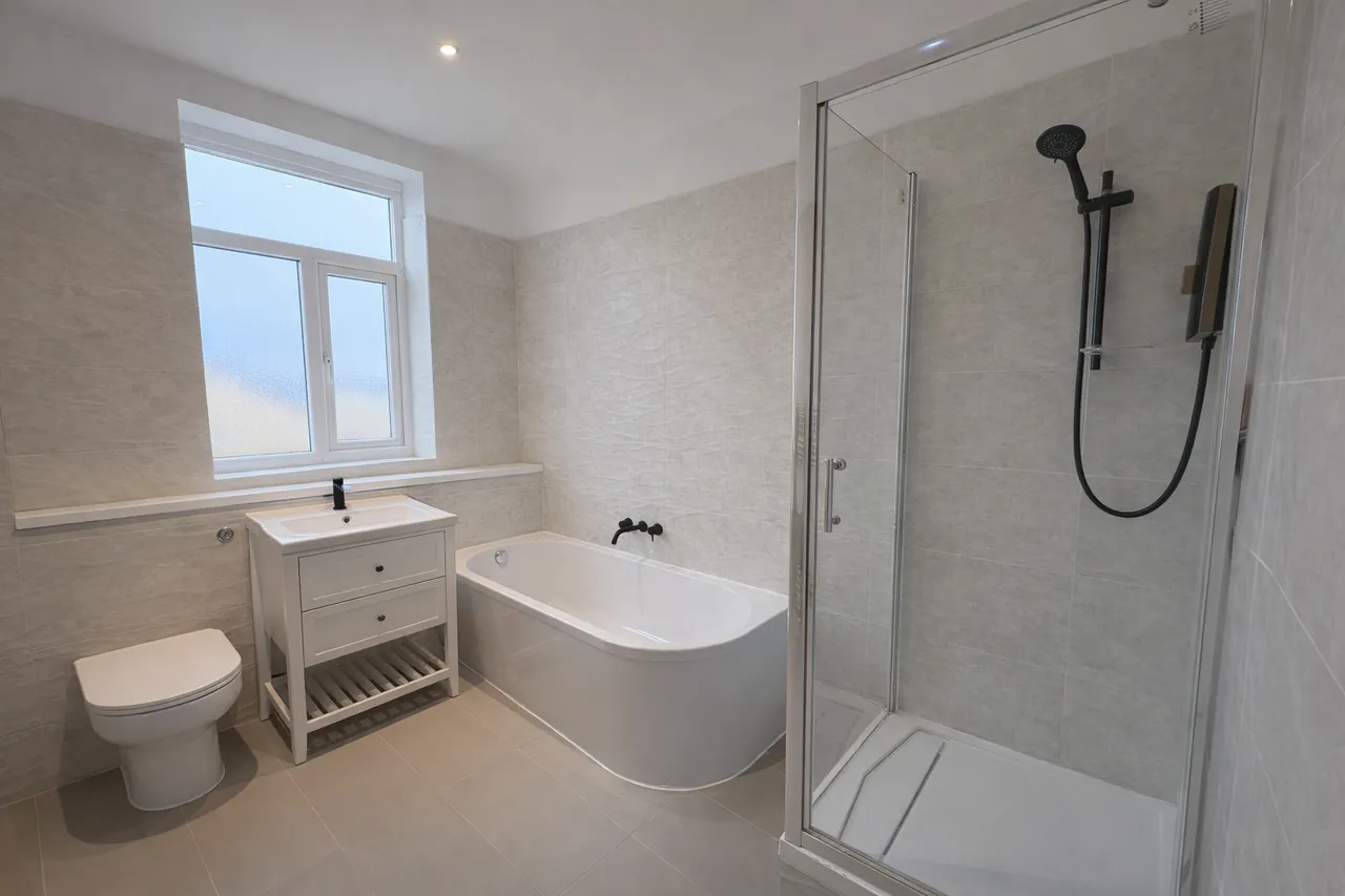 Crow Lane West, Newton-le-Willows, Merseyside, WA12, photo 8