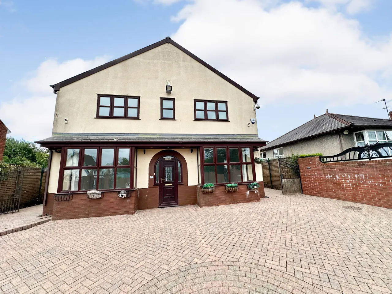 5 bed house for sale — Ribbleton Avenue, Preston, Lancashire, PR2 6QN