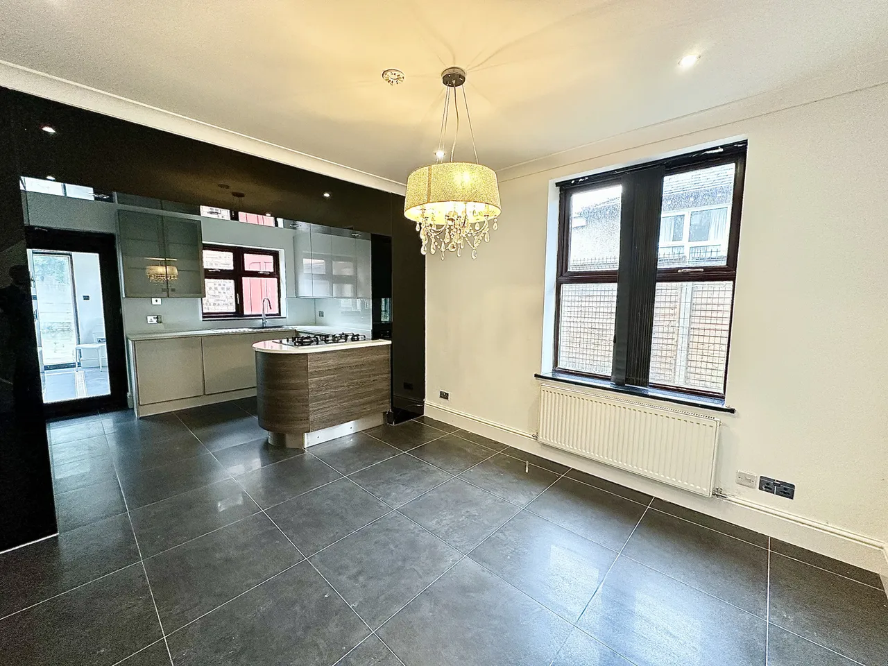 Ribbleton Avenue, Preston, Lancashire, PR2 6QN, photo 5