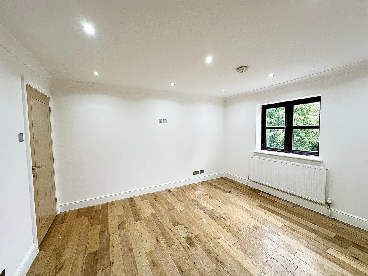 Ribbleton Avenue, Preston, Lancashire, PR2 6QN, photo 26