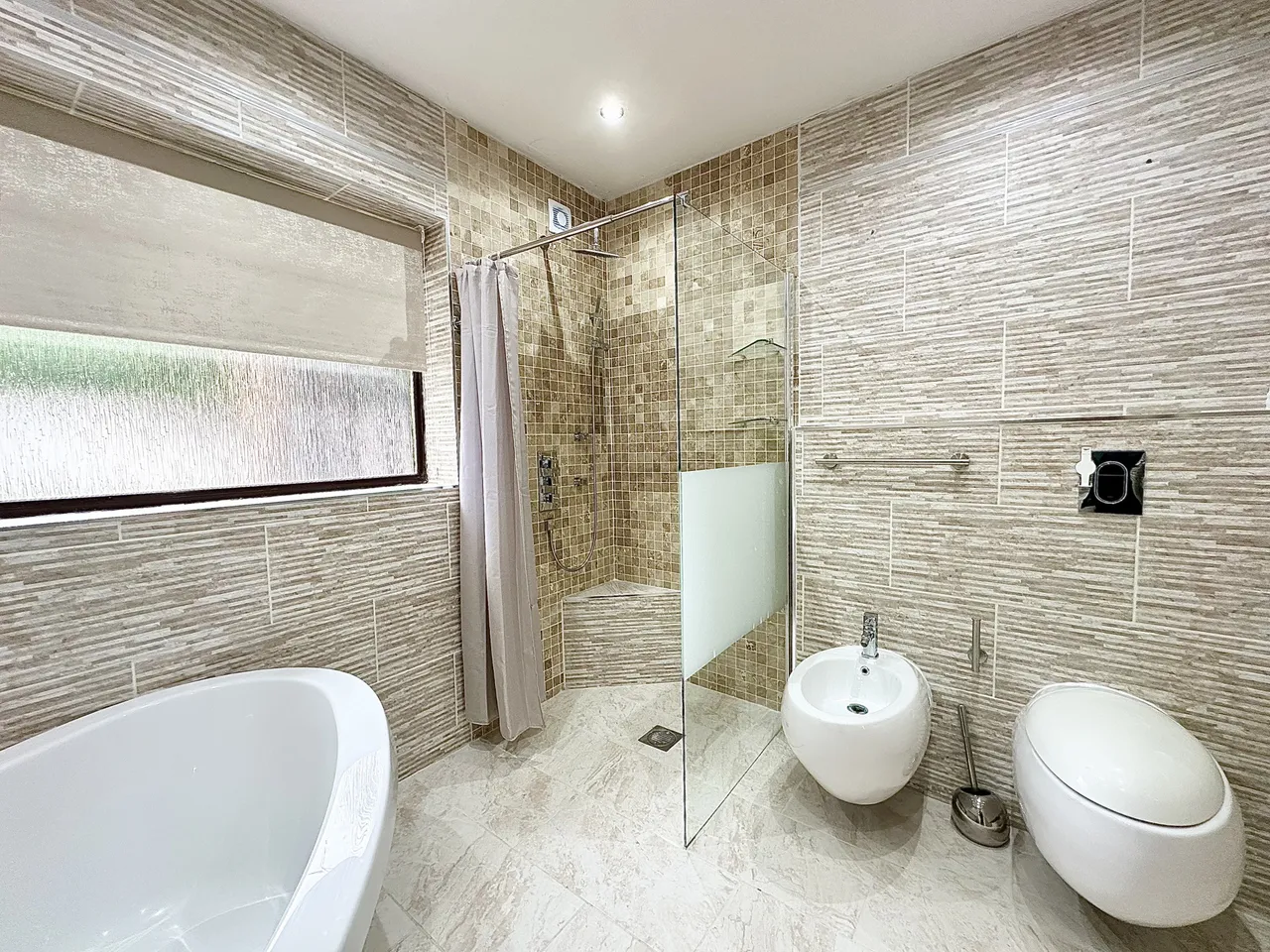 Ribbleton Avenue, Preston, Lancashire, PR2 6QN, photo 31