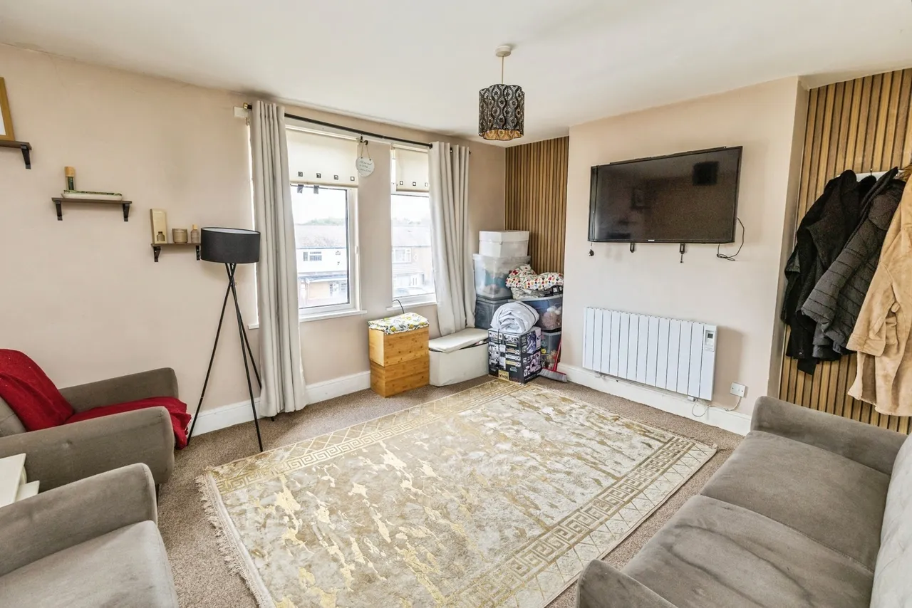 Chester Road East, Shotton, CH5, photo 12