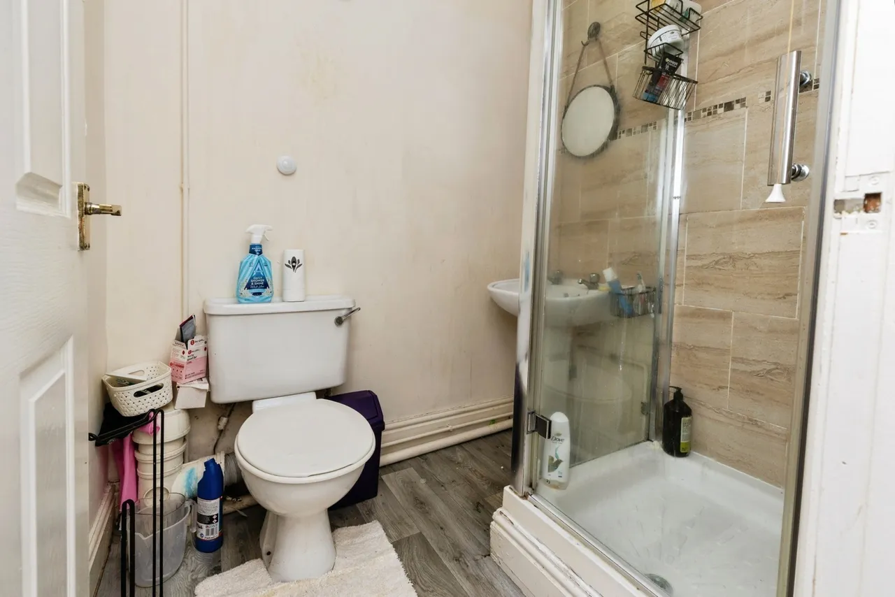 Chester Road East, Shotton, CH5, photo 15