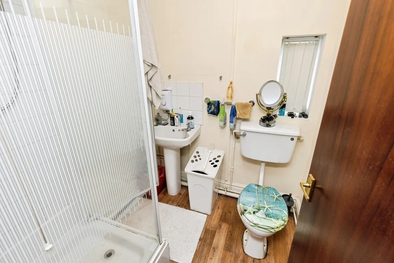 Chester Road East, Shotton, CH5, photo 20