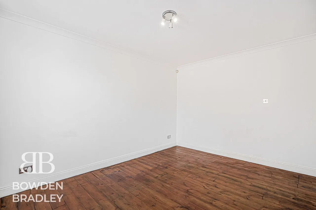 Warley Avenue, Dagenham, RM8, photo 12