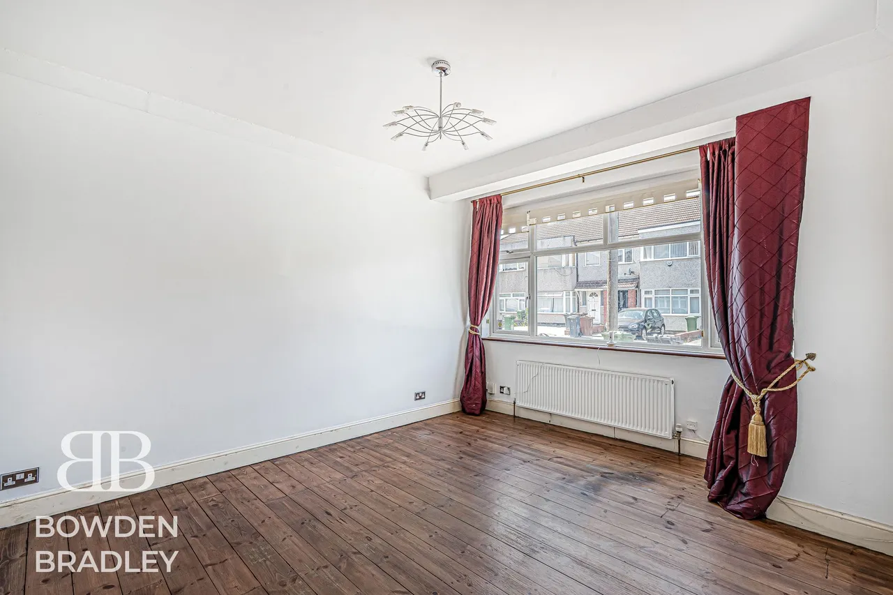 Warley Avenue, Dagenham, RM8, photo 4