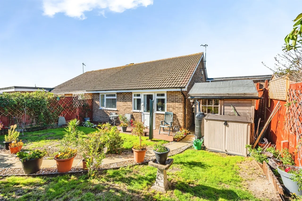 Nuthatch Road, Eastbourne, BN23, photo 13