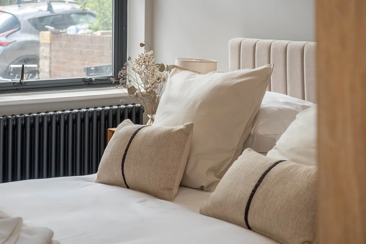 Claremont Road, Teddington, TW11, photo 8