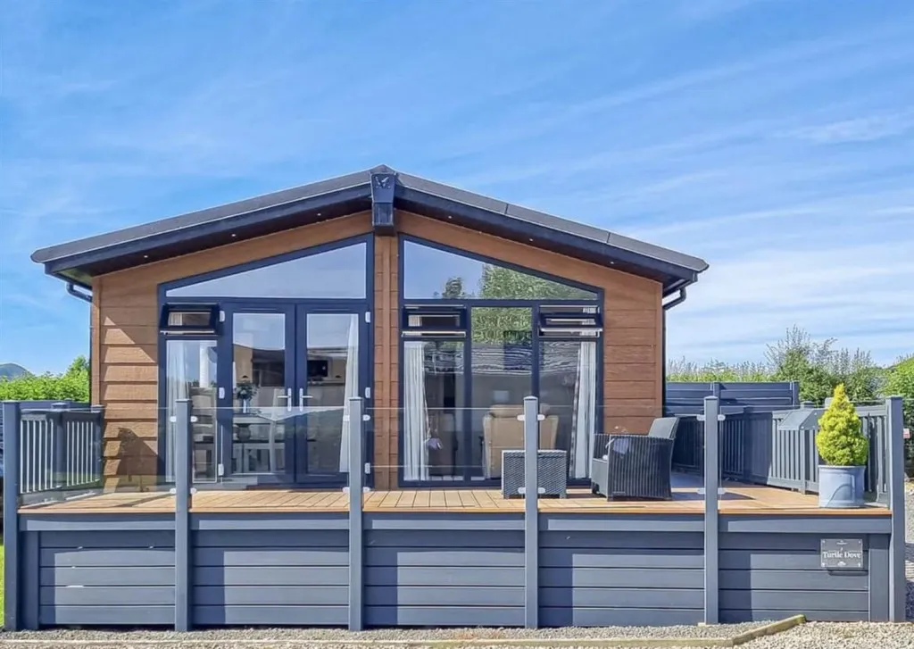 1 bed house for sale, Moat Lane, Caersws, SY17