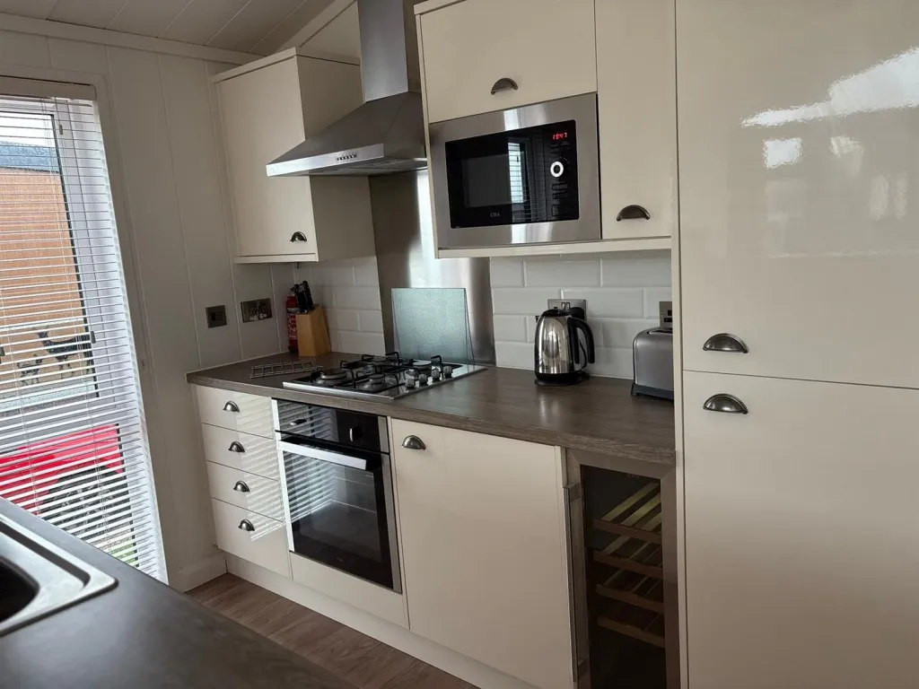 Moat Lane, Caersws, SY17, photo 6
