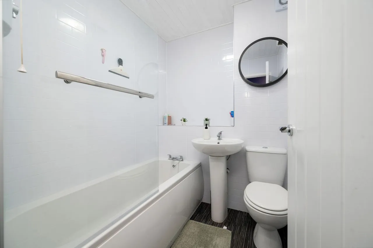 Churchill Road, Stamford, PE9, photo 7