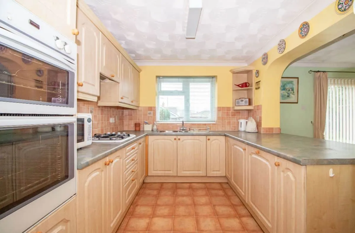 Larchfield Way, Waterlooville, PO8 9HE, photo 3
