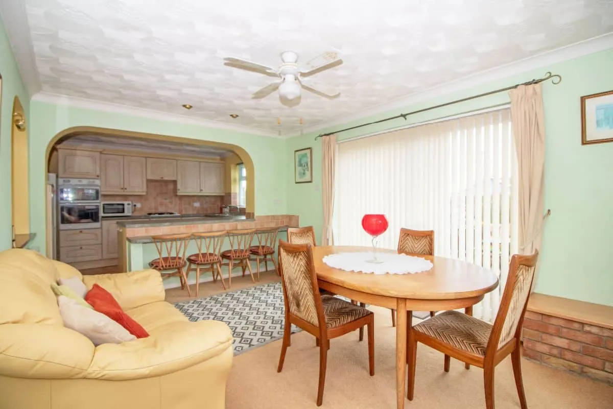 Larchfield Way, Waterlooville, PO8 9HE, photo 4