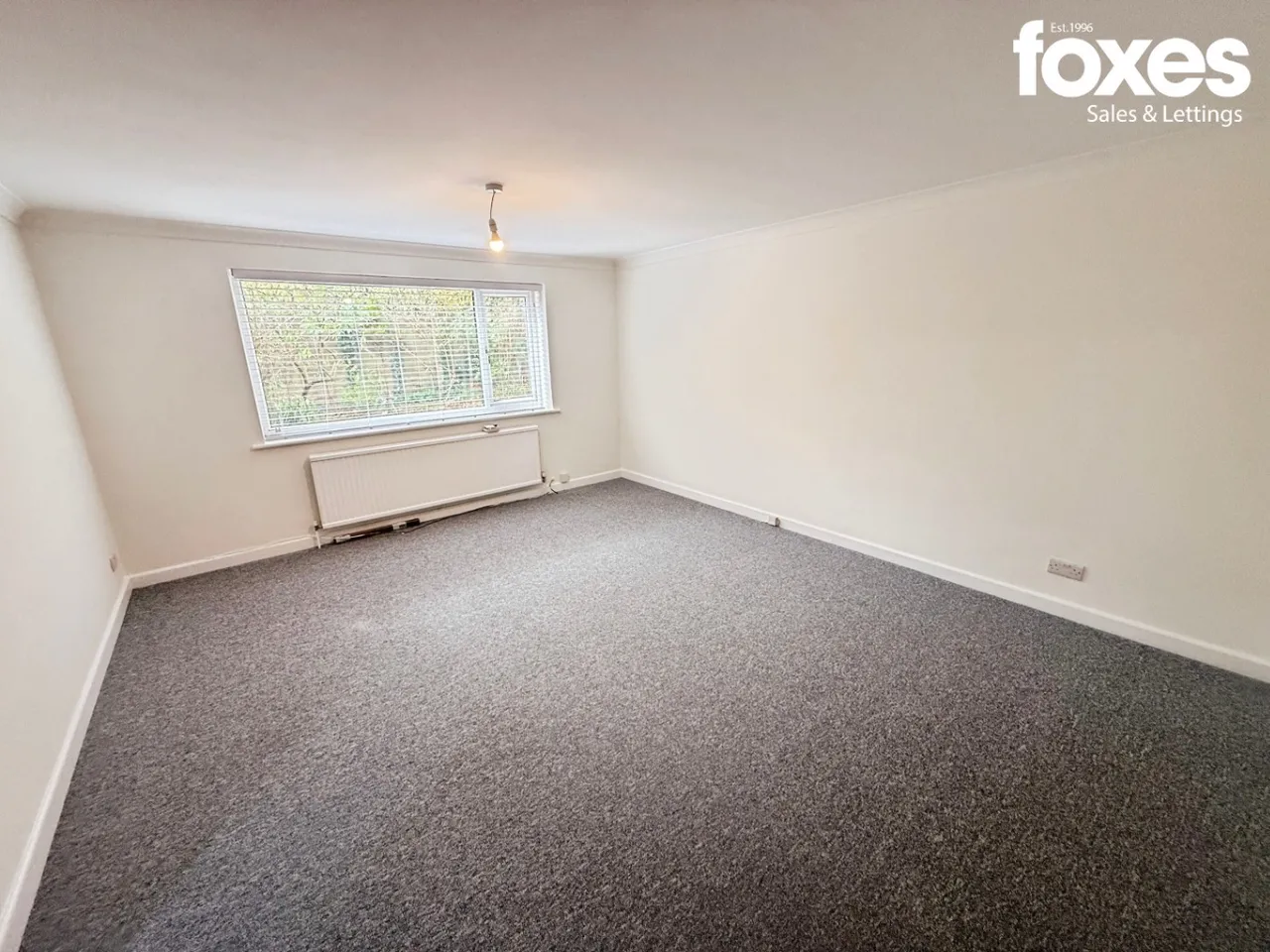 Flat 2, 2 Stirling Road, photo 37