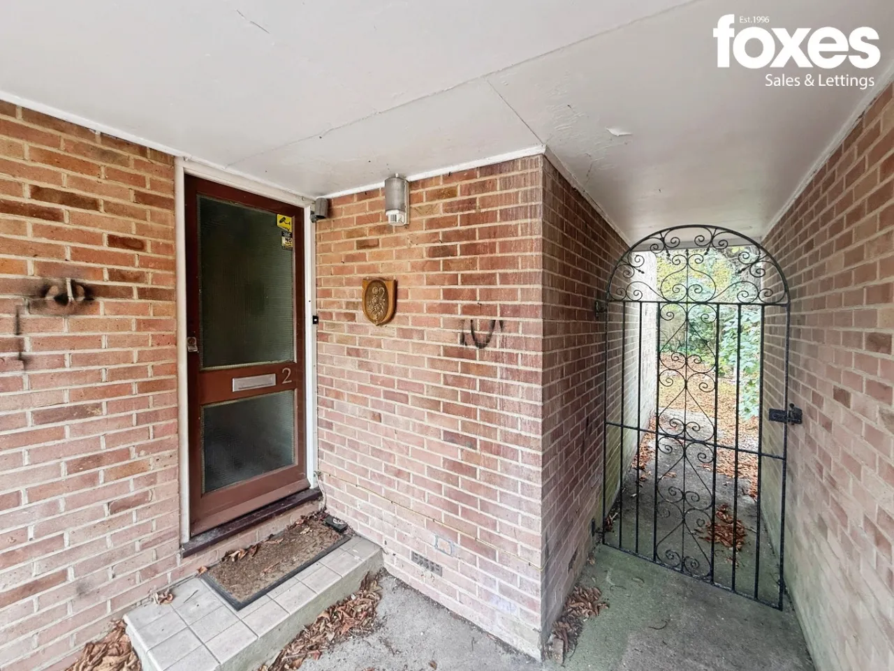 Flat 2, 2 Stirling Road, photo 2