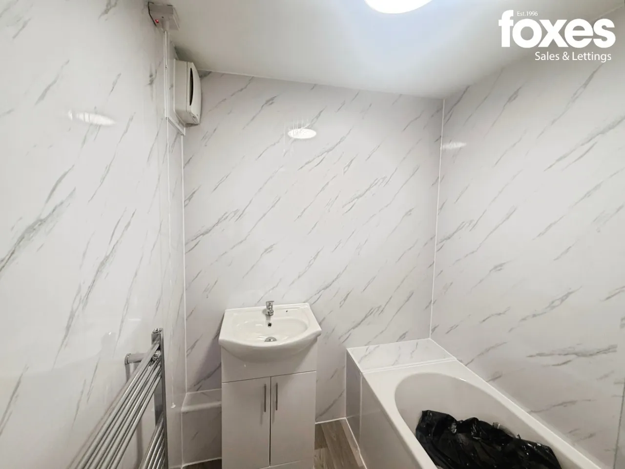 Flat 2, 2 Stirling Road, photo 41