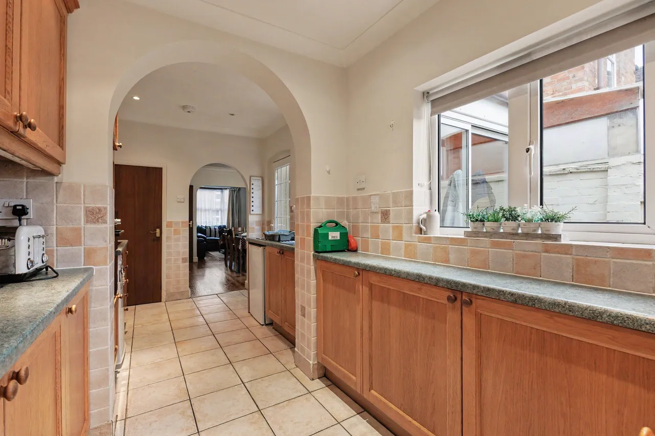 Elm Road, Evesham, WR11, photo 5