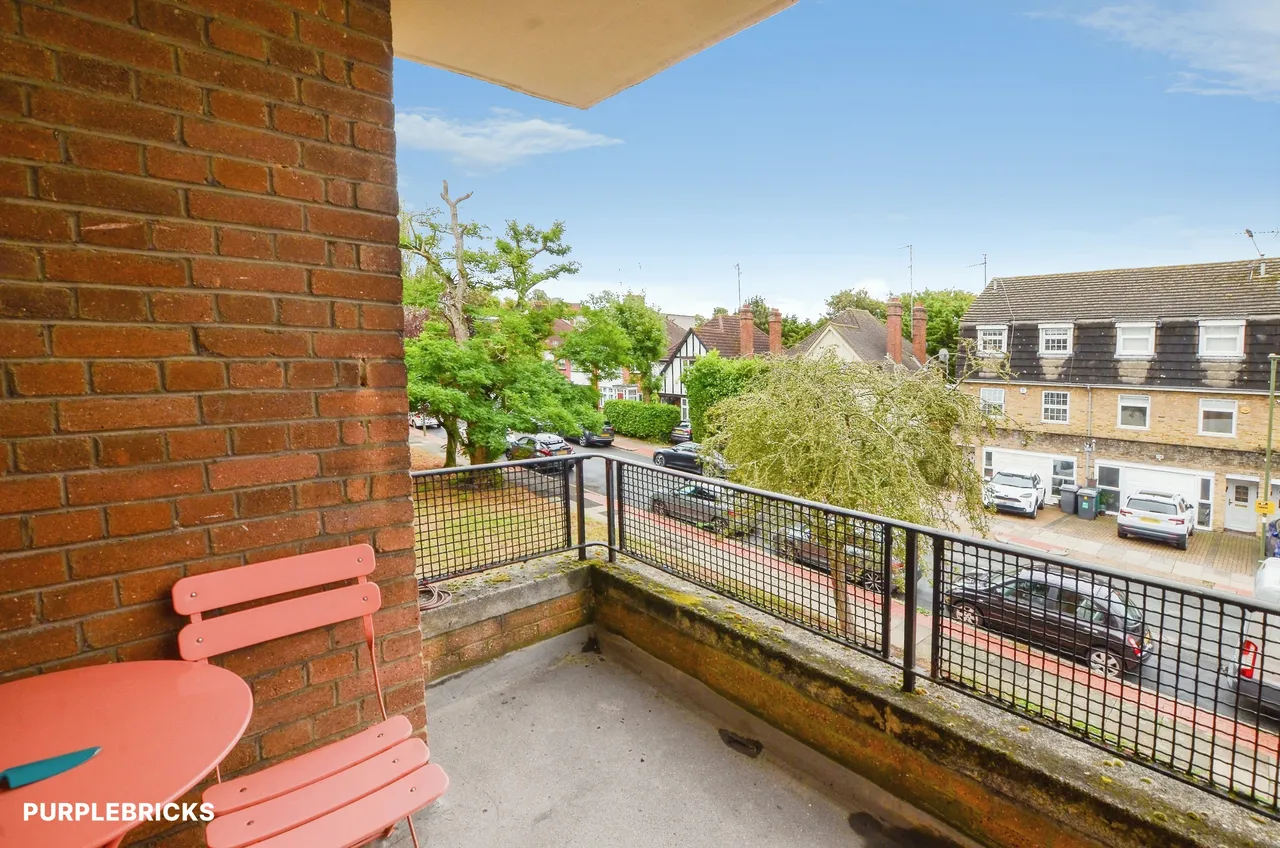 Eversleigh Road, London, N3, photo 16