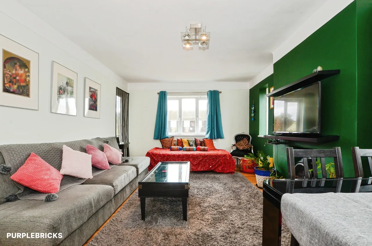 Eversleigh Road, London, N3, photo 2