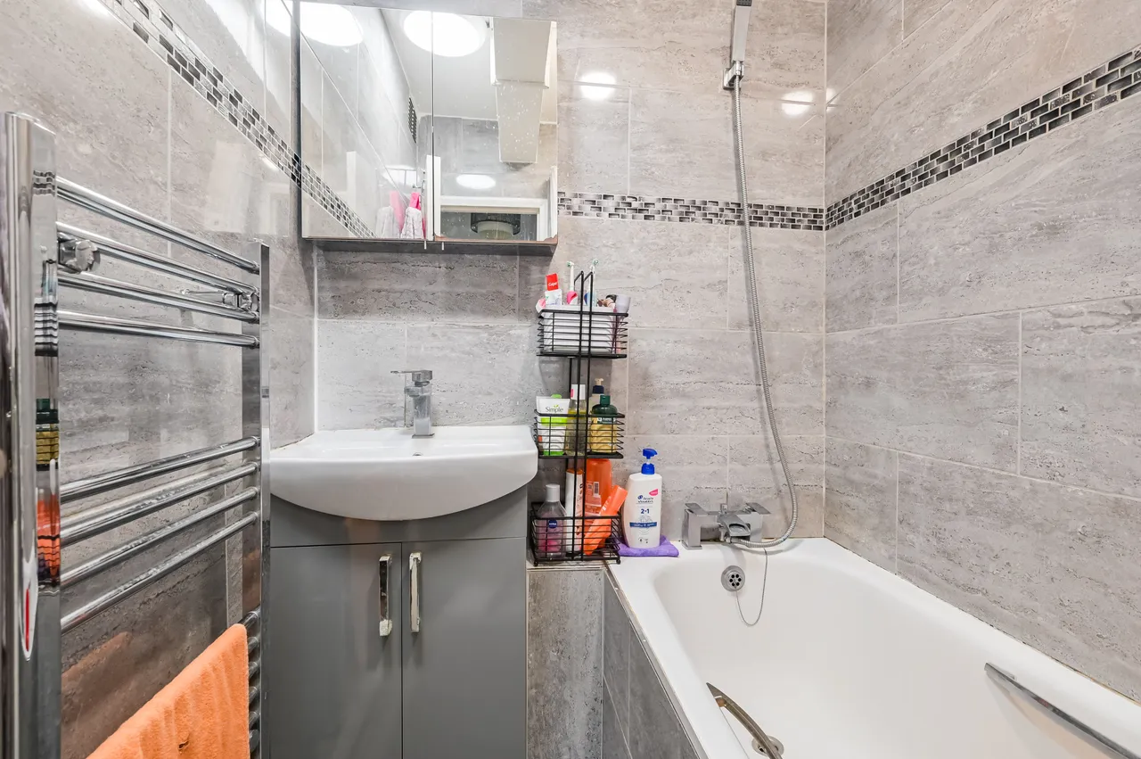 81 Sleaford House, Fern Street, London, photo 9