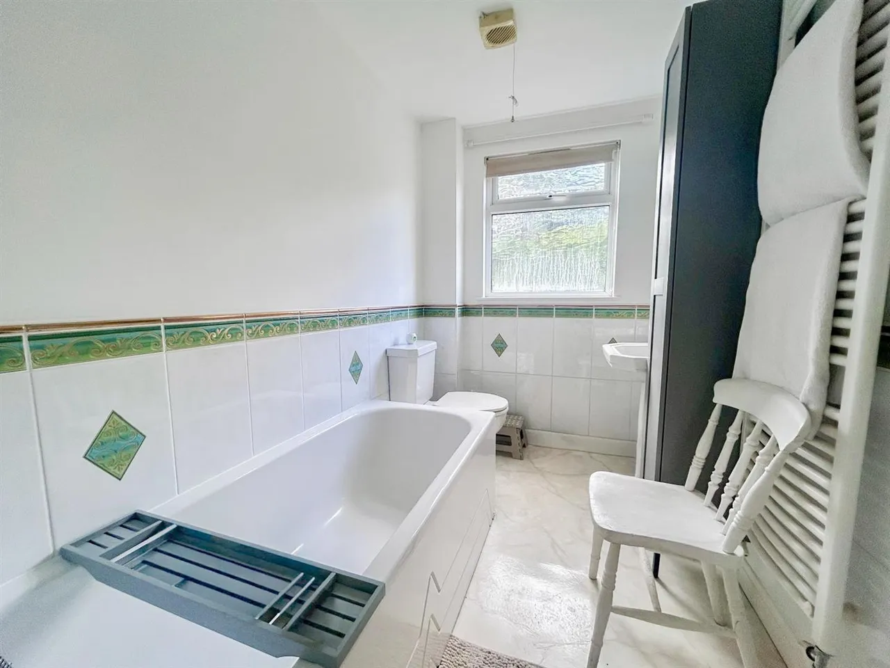 St. Margarets Crescent, Bexhill-On-Sea, TN39 4RE, photo 9