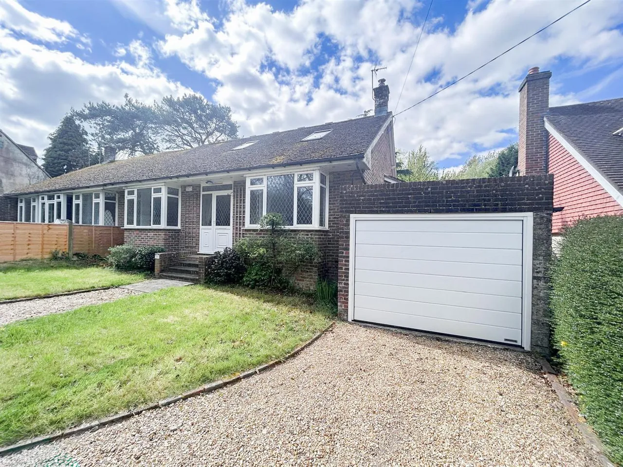 4 bed house for sale — St. Margarets Crescent, Bexhill-On-Sea, TN39 4RE