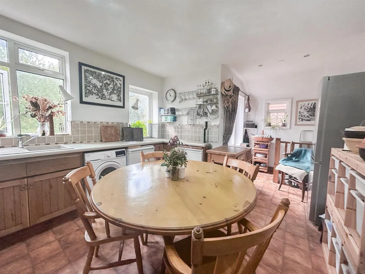 St. Margarets Crescent, Bexhill-On-Sea, TN39 4RE, photo 4