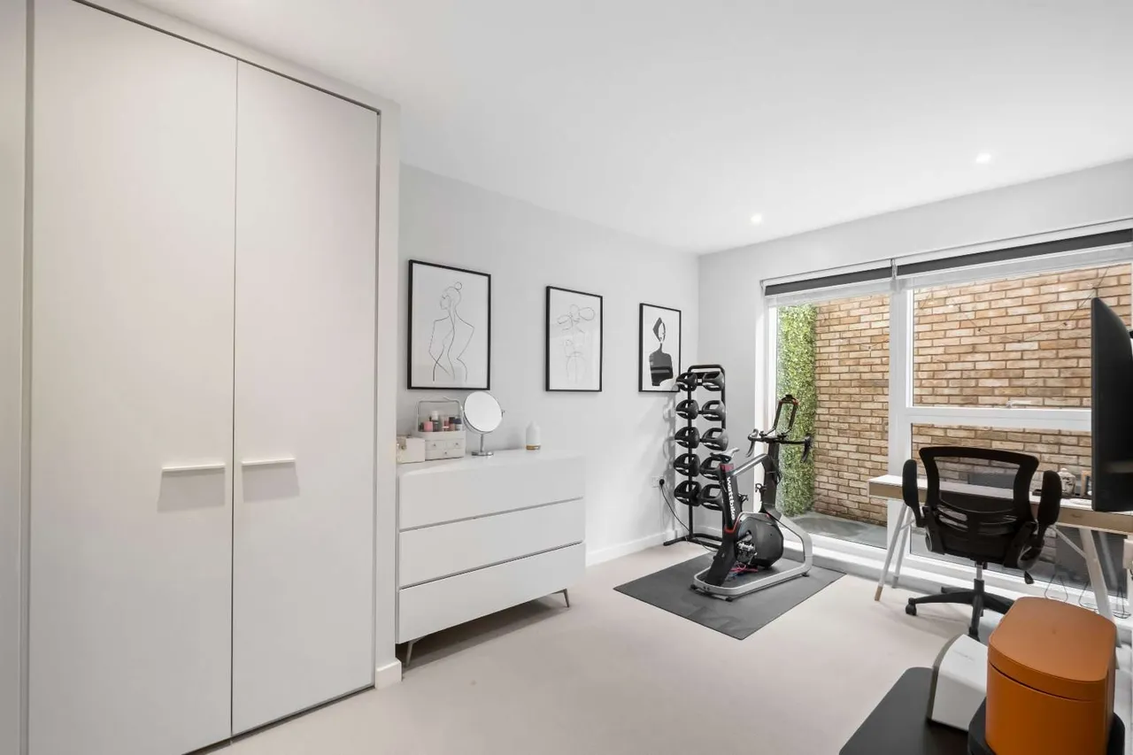 Taybridge Road, London, SW11, photo 8
