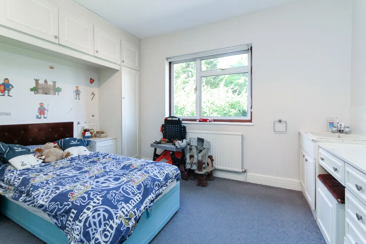 Mowbray Road, Edgware, HA8, photo 11