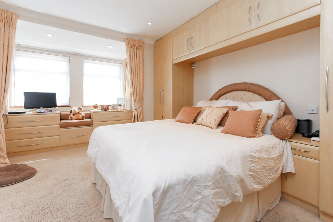 Mowbray Road, Edgware, HA8, photo 8
