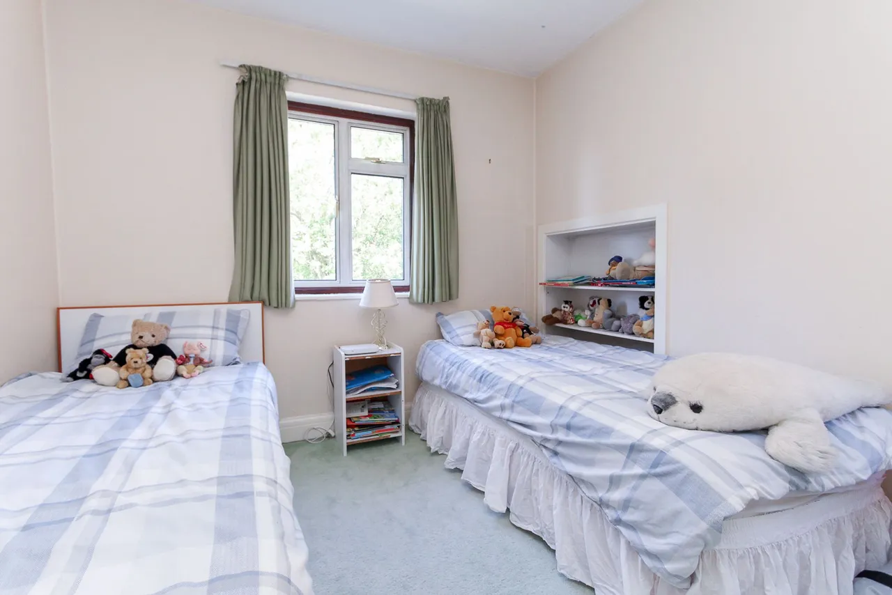 Mowbray Road, Edgware, HA8, photo 10