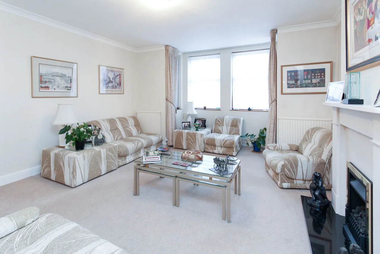 Mowbray Road, Edgware, HA8, photo 5