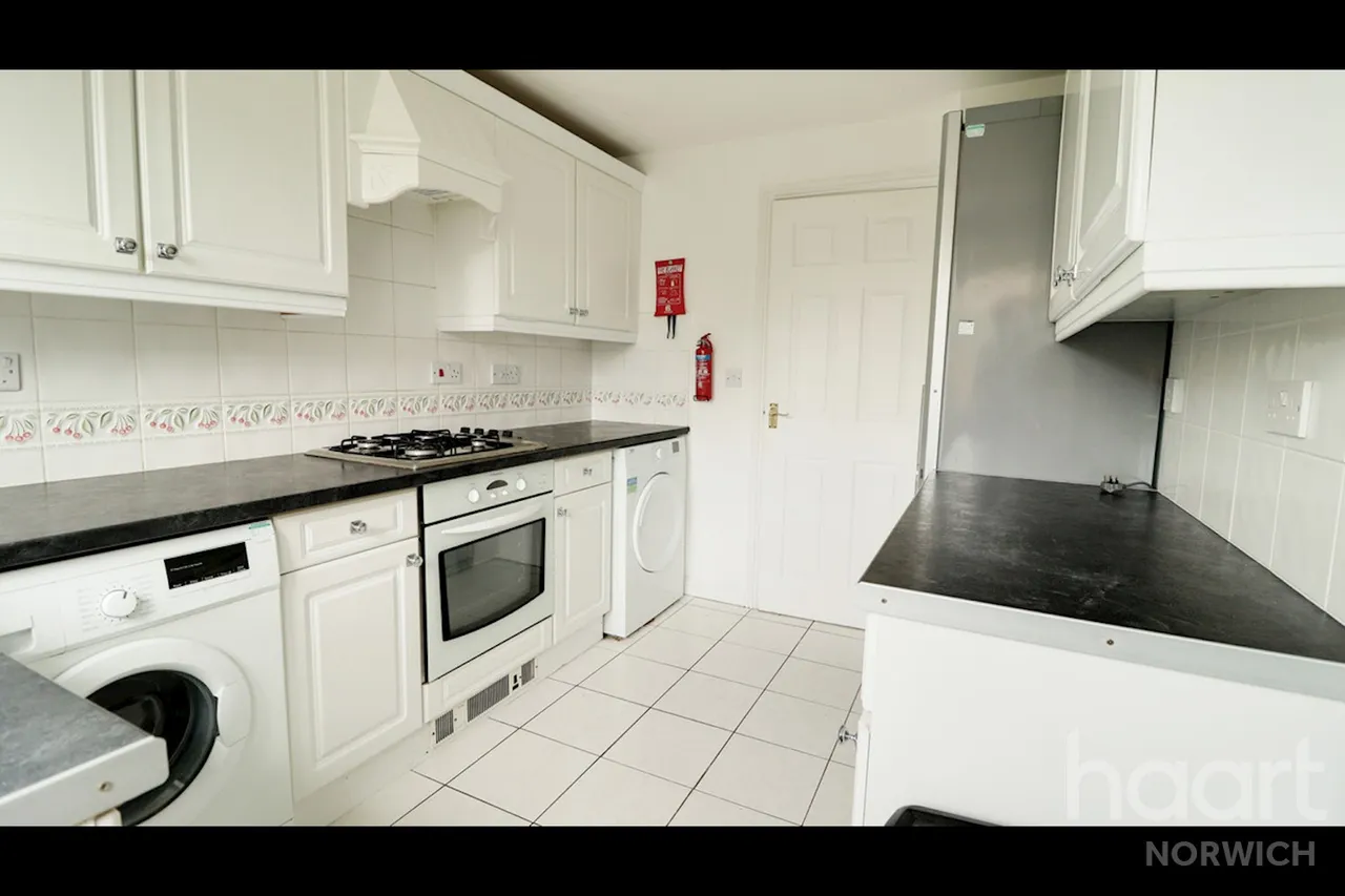 Mardle Street, NR5, photo 2