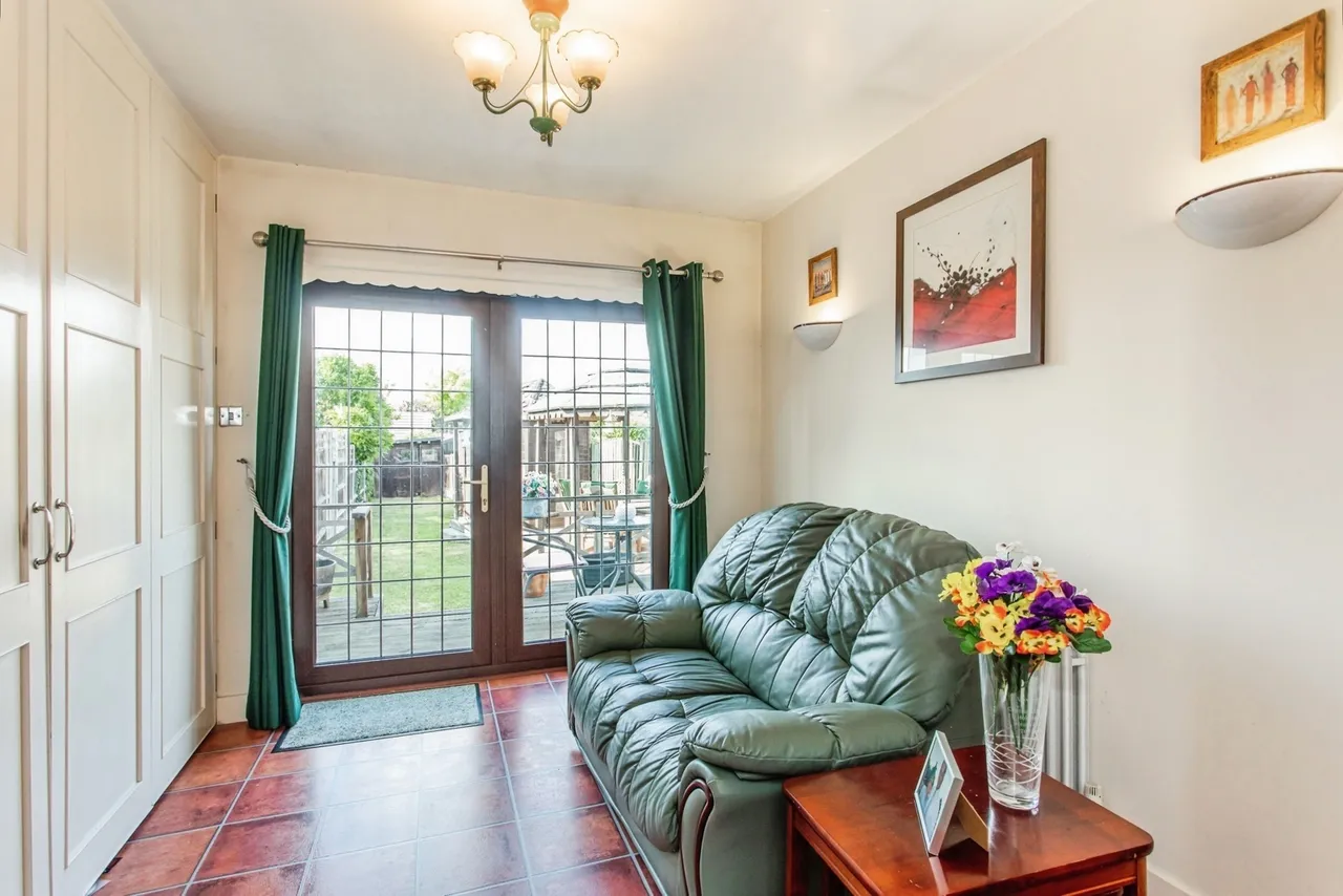 St. Lukes Road, Southend-on-Sea, Essex, SS2, photo 4