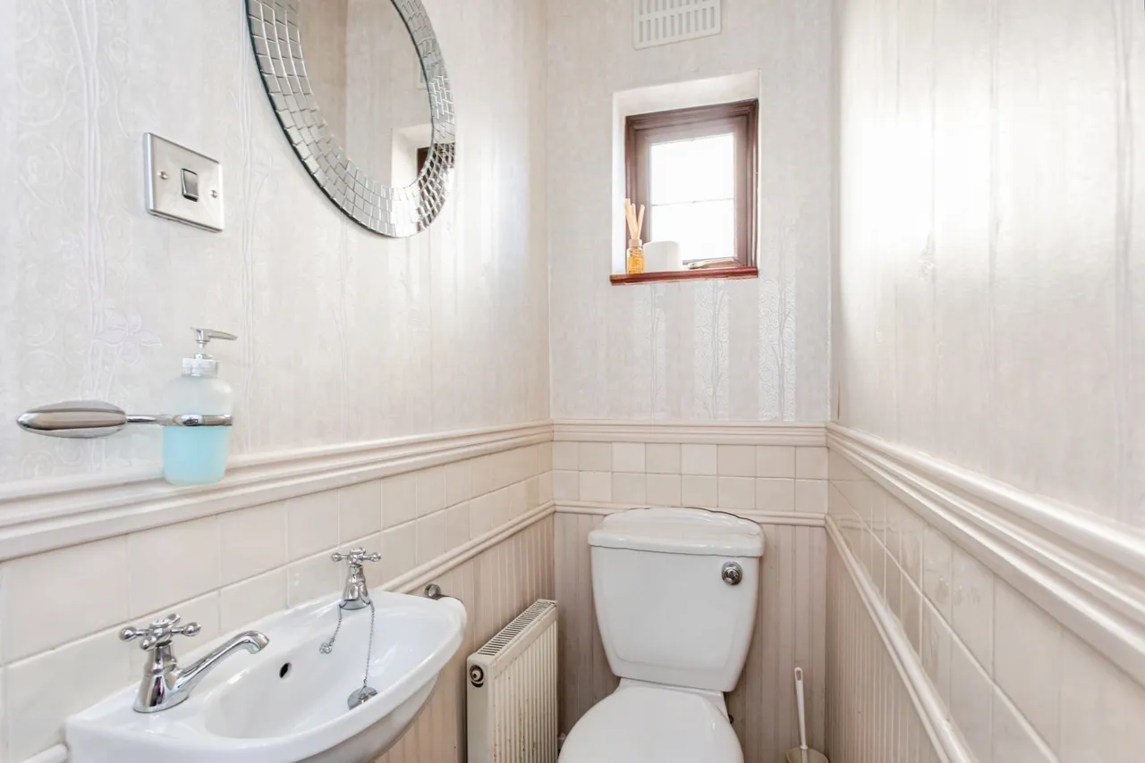 St. Lukes Road, Southend-on-Sea, Essex, SS2, photo 16
